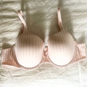 Victoria’s Secret Bra